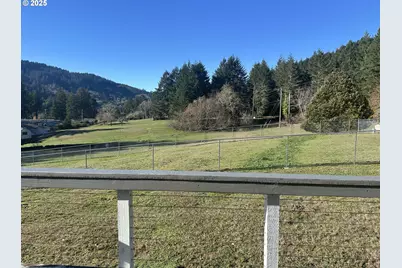 98825 Pleasant Hill Dr #6, Brookings, OR 97415 - Photo 7