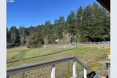 98825 Pleasant Hill Dr #6, Brookings, OR 97415 - Photo 5