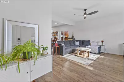 2392 SE 16th Aly, Gresham, OR 97080 - Photo 7