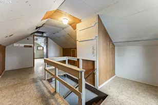 2605 NE Jarrett St, Portland, OR 97211 - Photo 19