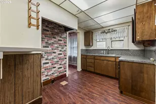 2605 NE Jarrett St, Portland, OR 97211 - Photo 11