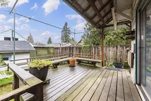 2605 NE Jarrett St, Portland, OR 97211 - Photo 5