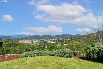 1548 NE Rocky Ridge Dr, Roseburg, OR 97470 - Photo 41