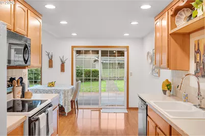 23495 NE Dayton Ave, Newberg, OR 97132 - Photo 17