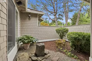1712 NW Caxton Ct, Portland, OR 97229 - Photo 31
