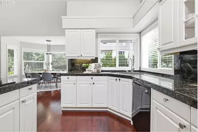 1712 NW Caxton Ct, Portland, OR 97229 - Photo 11