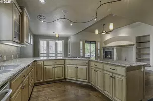 7915 SW Summerton St, Wilsonville, OR 97070 - Photo 13