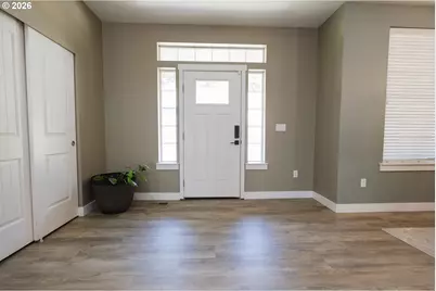 786 North View Dr, Winchester, OR 97495 - Photo 17