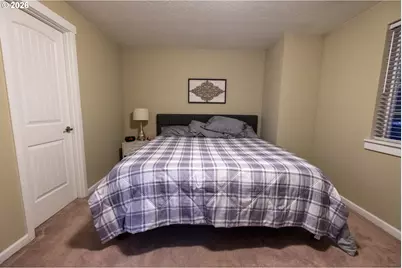 786 North View Dr, Winchester, OR 97495 - Photo 35