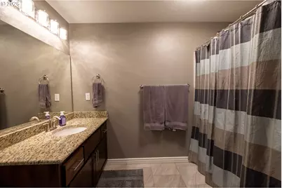 786 North View Dr, Winchester, OR 97495 - Photo 33