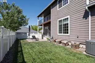 786 N View Dr, Winchester, OR 97495 - Photo 43