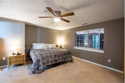 786 North View Dr, Winchester, OR 97495 - Photo 25