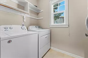 13006 SW Rockingham Dr, Portland, OR 97223 - Photo 37