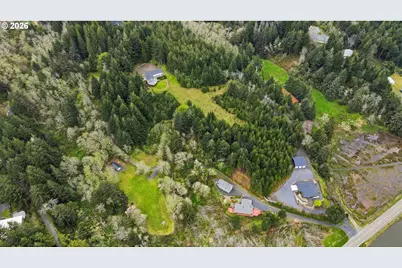 0 East Bay Rd #1702, North Bend, OR 97459 - Photo 7