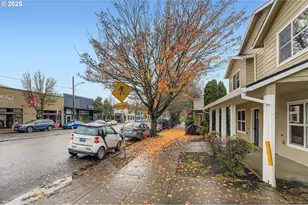 2507 E Burnside St, Portland, OR 97214 - Photo 3