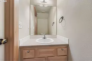 2507 E Burnside St, Portland, OR 97214 - Photo 19