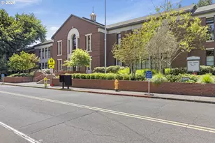 10505 S Hedlund Ave, Portland, OR 97219 - Photo 31