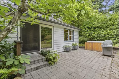 10505 S Hedlund Ave, Portland, OR 97219 - Photo 25