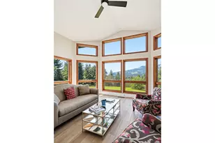 201 NW Country Place Road, White Salmon, WA 98672 - Photo 11