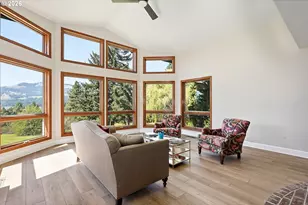 201 NW Country Place Road, White Salmon, WA 98672 - Photo 11