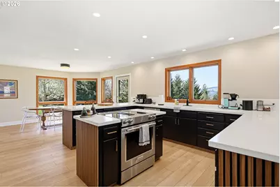 201 NW Country Place Rd, White Salmon, WA 98672 - Photo 25