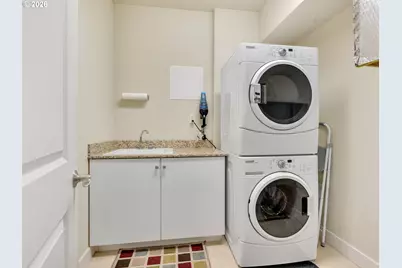 1000 N Holladay Dr #304, Seaside, OR 97138 - Photo 5