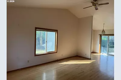 709 N Russell St, Joseph, OR 97846 - Photo 5