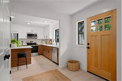 3801 SW Iowa St, Portland, OR 97221 - Photo 5