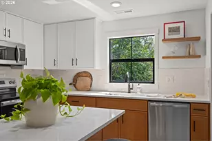 3801 SW Iowa St, Portland, OR 97221 - Photo 9