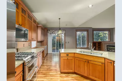 7709 SW Thornton Dr, Wilsonville, OR 97070 - Photo 13