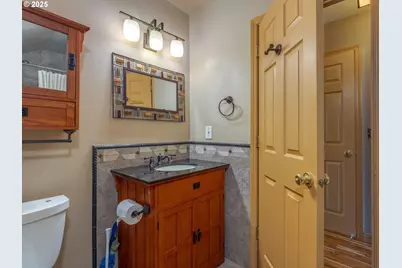 7709 SW Thornton Dr, Wilsonville, OR 97070 - Photo 25