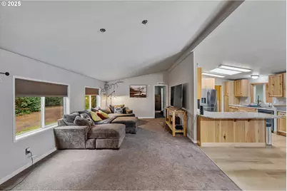 87527 Rhodowood Dr, Florence, OR 97439 - Photo 7