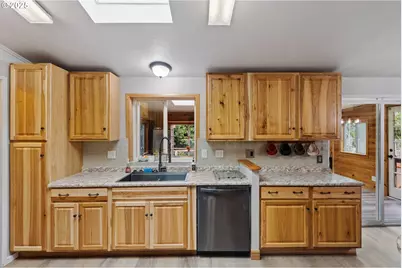 87527 Rhodowood Dr, Florence, OR 97439 - Photo 13