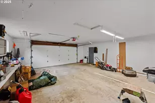 87527 Rhodowood Dr, Florence, OR 97439 - Photo 37