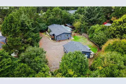 87527 Rhodowood Dr, Florence, OR 97439 - Photo 5