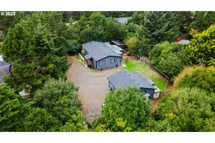 87527 Rhodowood Dr, Florence, OR 97439 - Photo 5