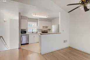 15711 NE Beech St, Portland, OR 97230 - Photo 5