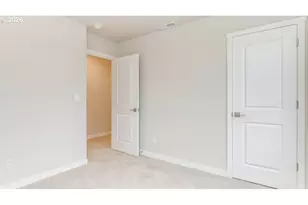 9301 SE Crystal Rose St, Happy Valley, OR 97086 - Photo 19