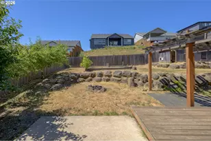 2883 NW 2nd St, McMinnville, OR 97128 - Photo 33