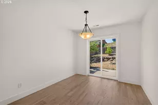 2883 NW 2nd St, McMinnville, OR 97128 - Photo 9