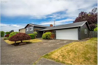 1212 NE 175th Ave, Portland, OR 97230 - Photo 3