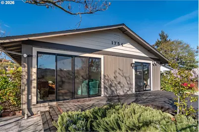 1754 NW Utah Dr, Roseburg, OR 97471 - Photo 29