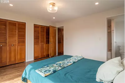 1754 NW Utah Dr, Roseburg, OR 97471 - Photo 17