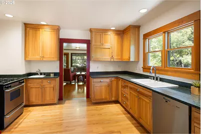 1969 Villard St, Eugene, OR 97403 - Photo 13