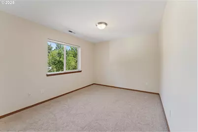 17209 SE Stephens St, Portland, OR 97233 - Photo 35
