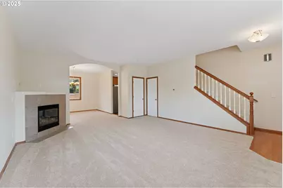 17209 SE Stephens St, Portland, OR 97233 - Photo 7