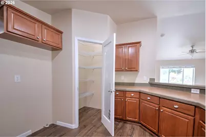 68943 E Cedar Hill Loop, Welches, OR 97067 - Photo 13