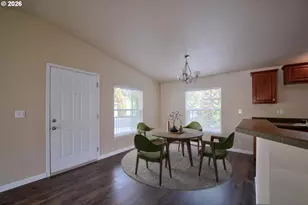 68943 E Cedar Hill Loop, Welches, OR 97067 - Photo 9