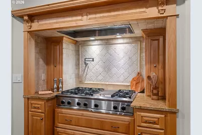 19809 SE 10th St, Camas, WA 98607 - Photo 13
