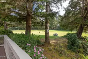 600 Island Dr, Gleneden Beach, OR 97388 - Photo 7